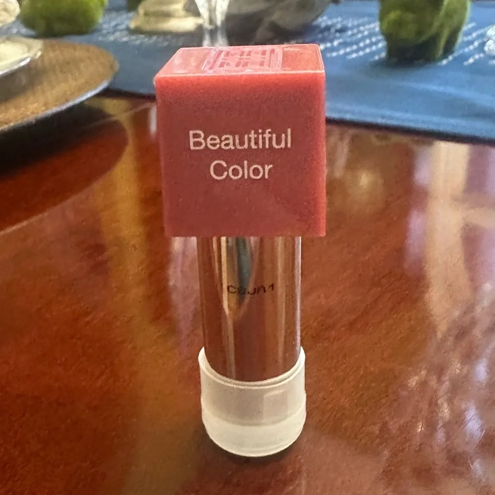 Elizabeth Arden new full size tester beautiful color Rosy‎ shimmer 32 lipstick